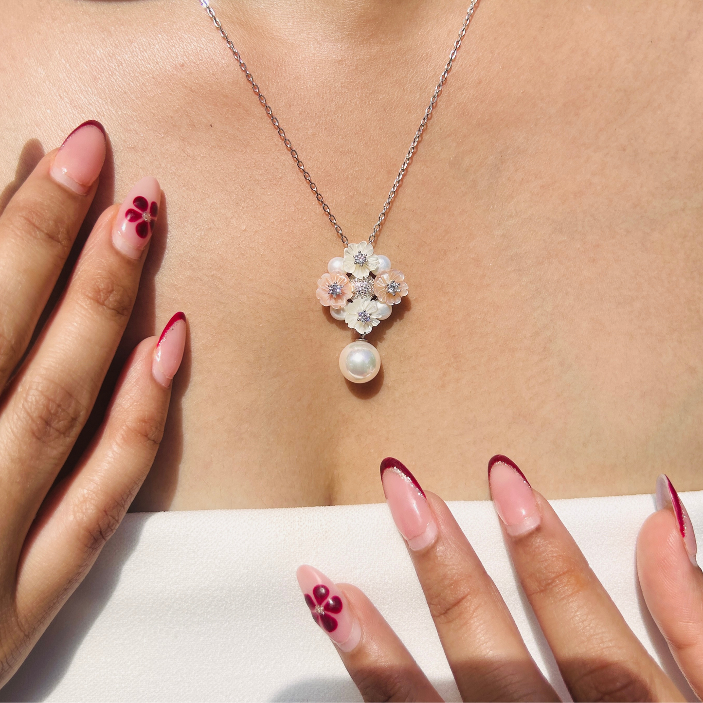 Ariva Silver Floral Pearl Pendant Necklace Ariva