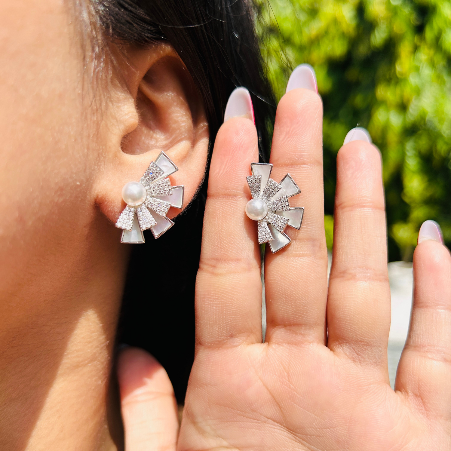 Ariva Silver Pearl Stud Earrings Ariva