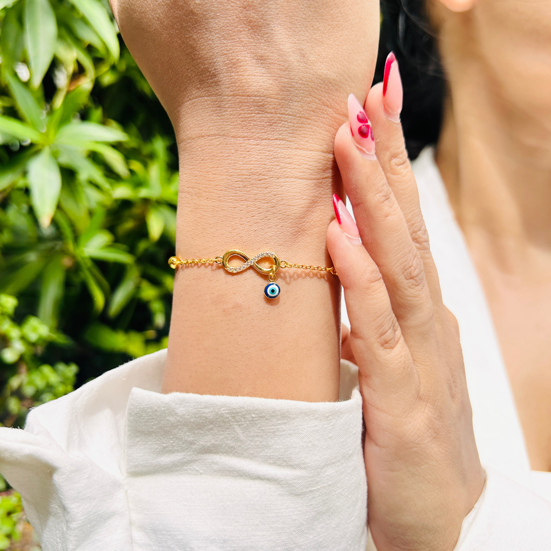 Ariva Gold Infinity Evil Eye Bracelet Ariva