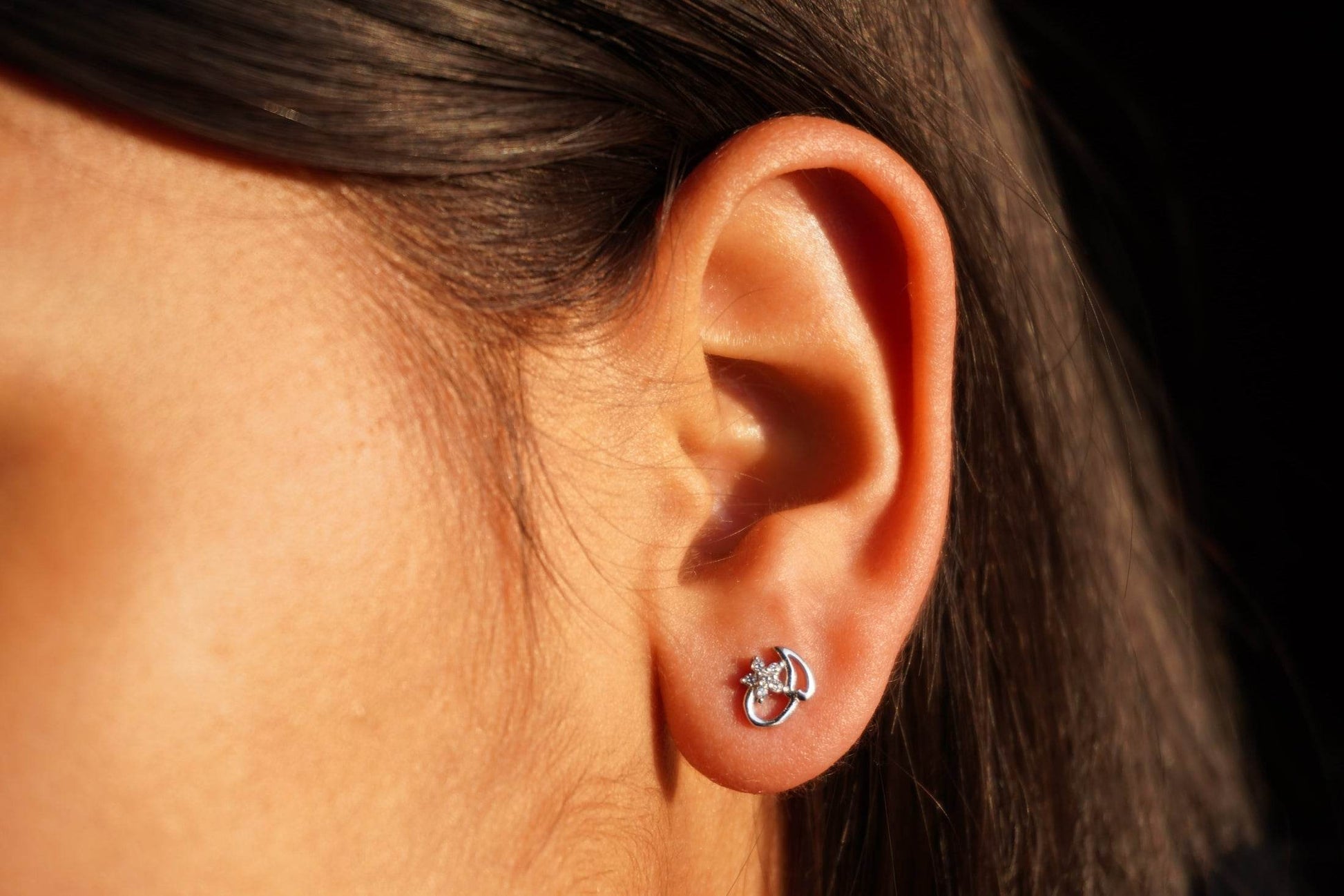 Ariva Silver Flower-Leaf Earring - Ariva