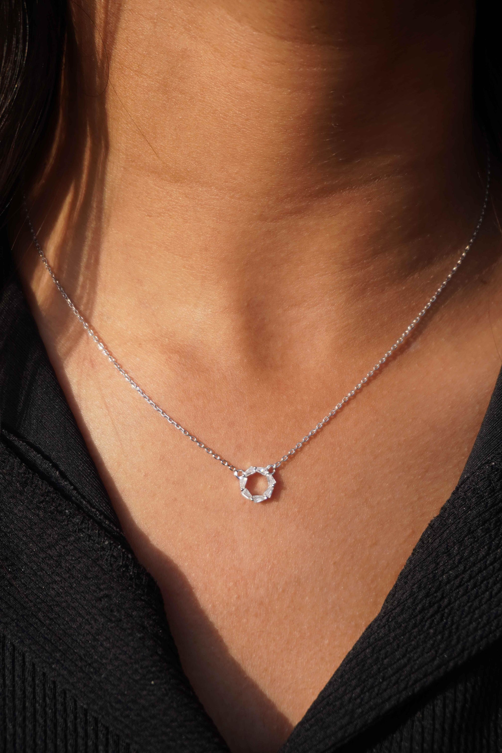 Ariva silver Diamond Circle Necklace - Ariva