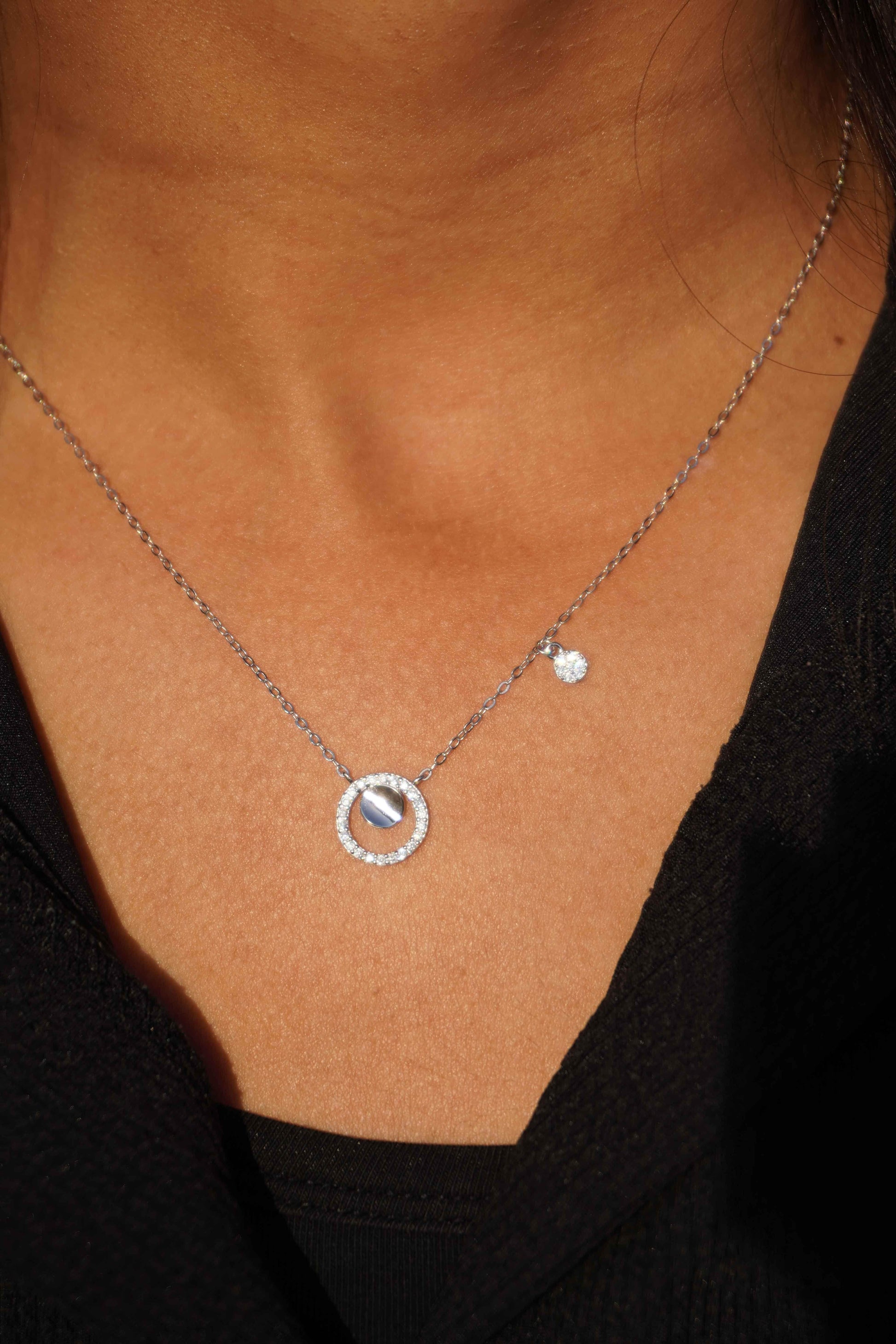 Ariva Silver Circle Necklace - Ariva