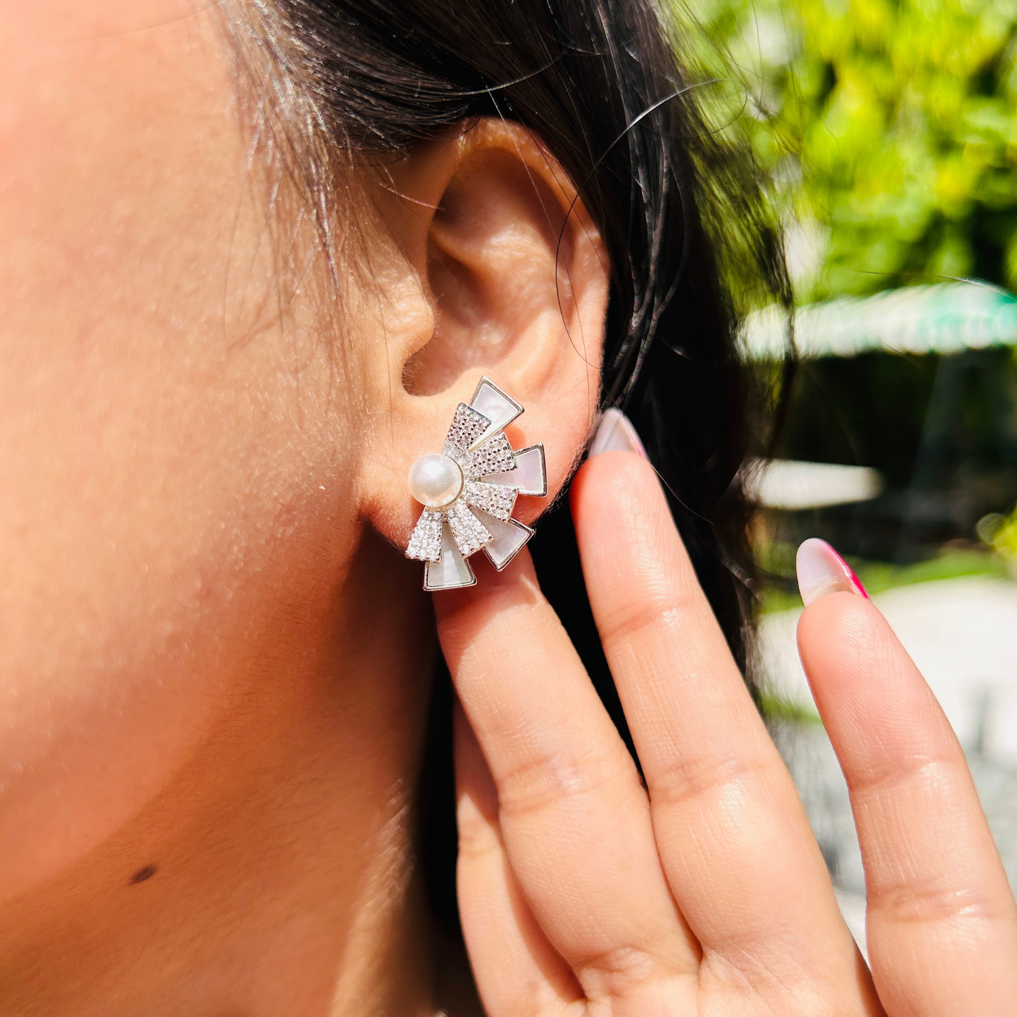 Ariva Silver Pearl Stud Earrings Ariva