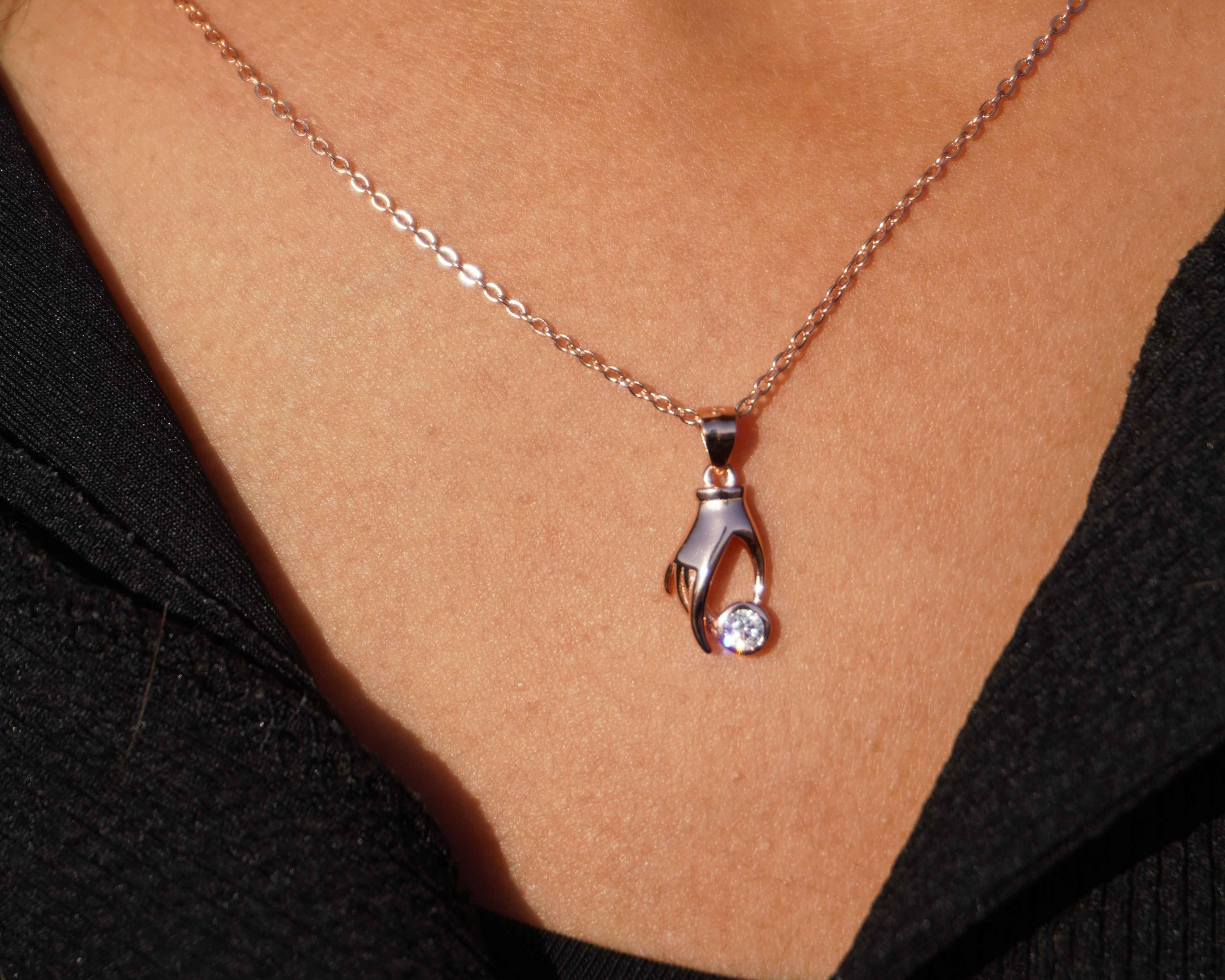 Ariva Silver Necklace 