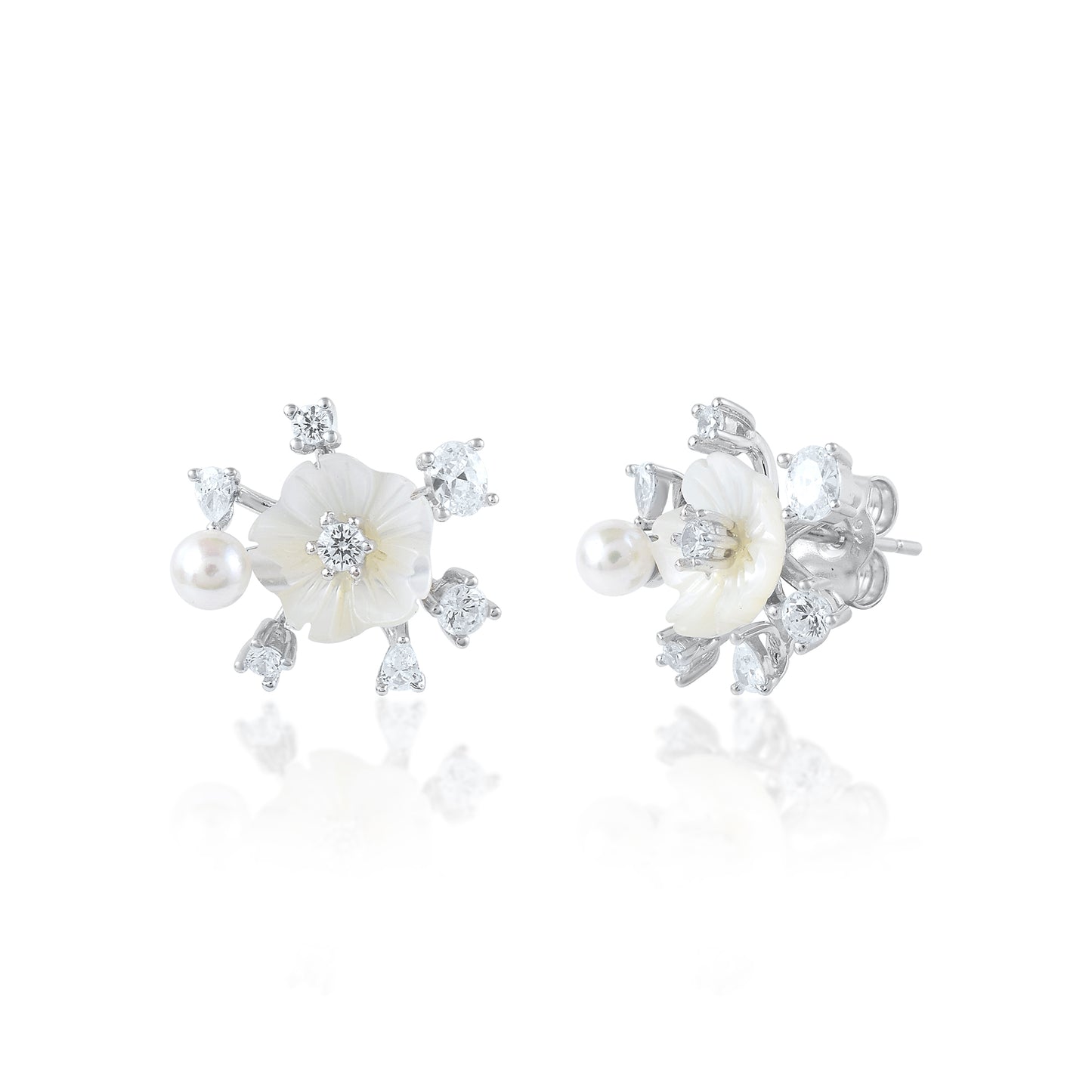 Ariva Silver Floral Pearl Pendant Set Ariva