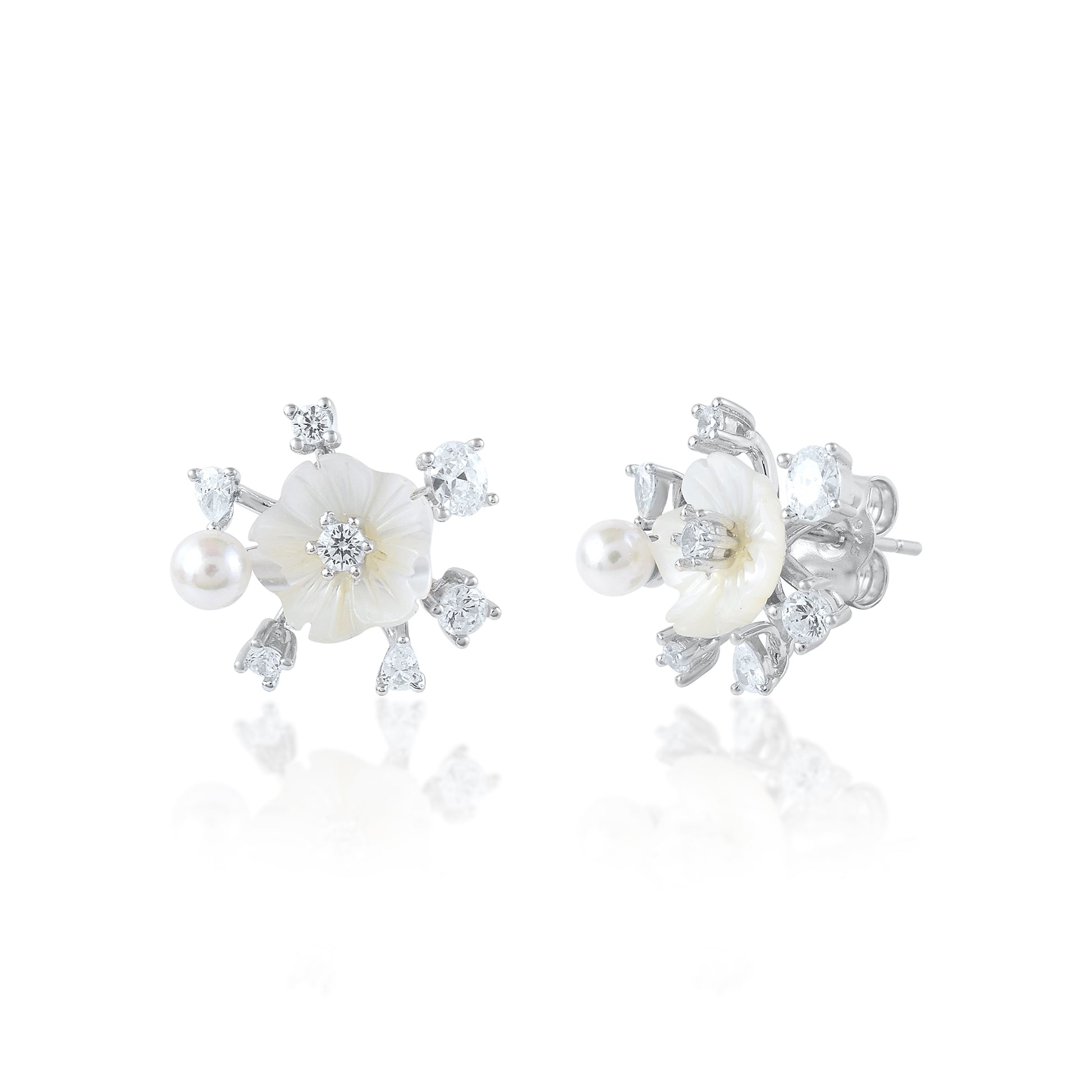 Ariva Silver Floral Pearl Pendant Set Ariva